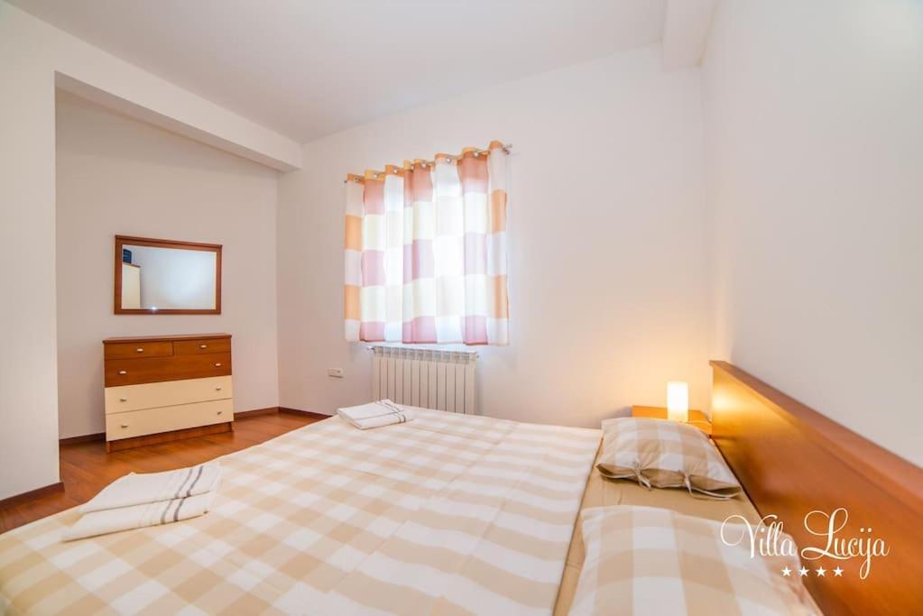 Villa Lucija Pula Exteriér fotografie