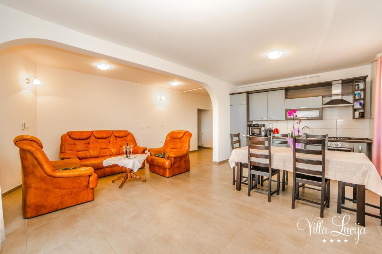 Villa Lucija Pula Exteriér fotografie